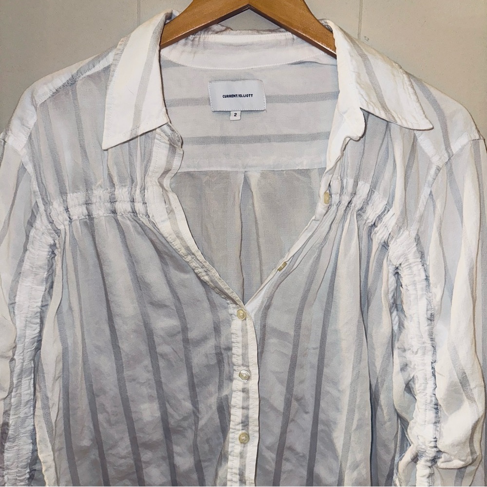 Current Elliott Cinched Girlfriend Button Up - image 5
